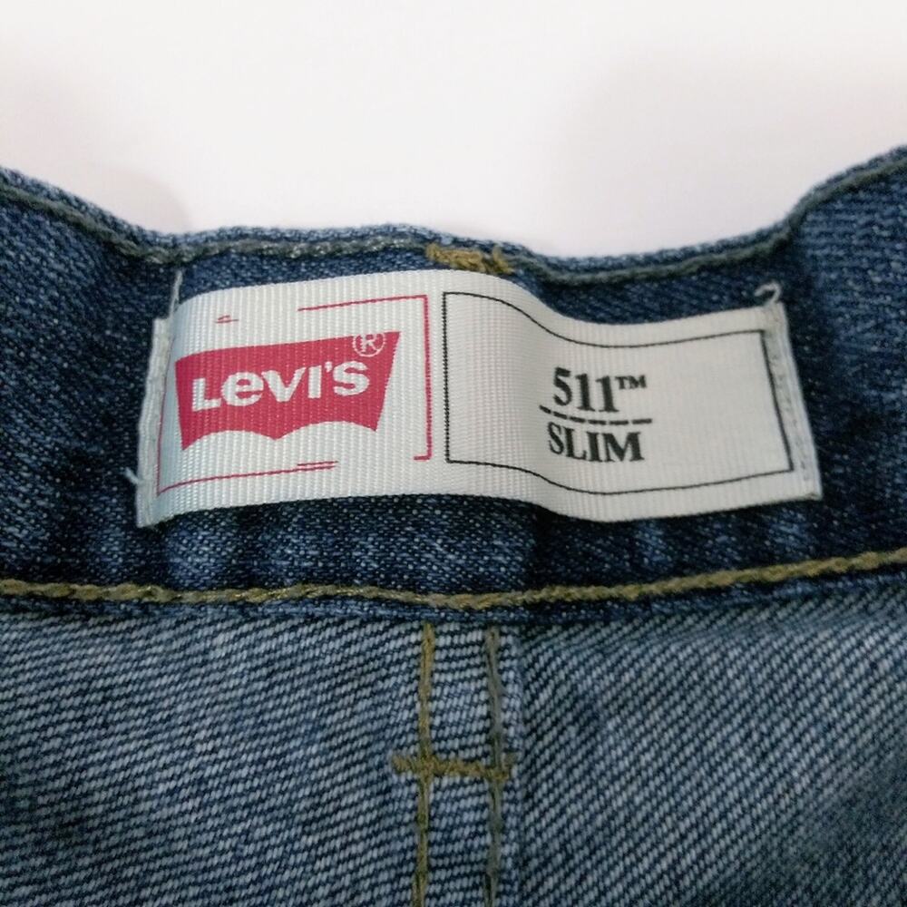 Levis Dark Wash Raw Hem Cut Off Festival Casual Shorts Size 14 - Picture 2 of 4